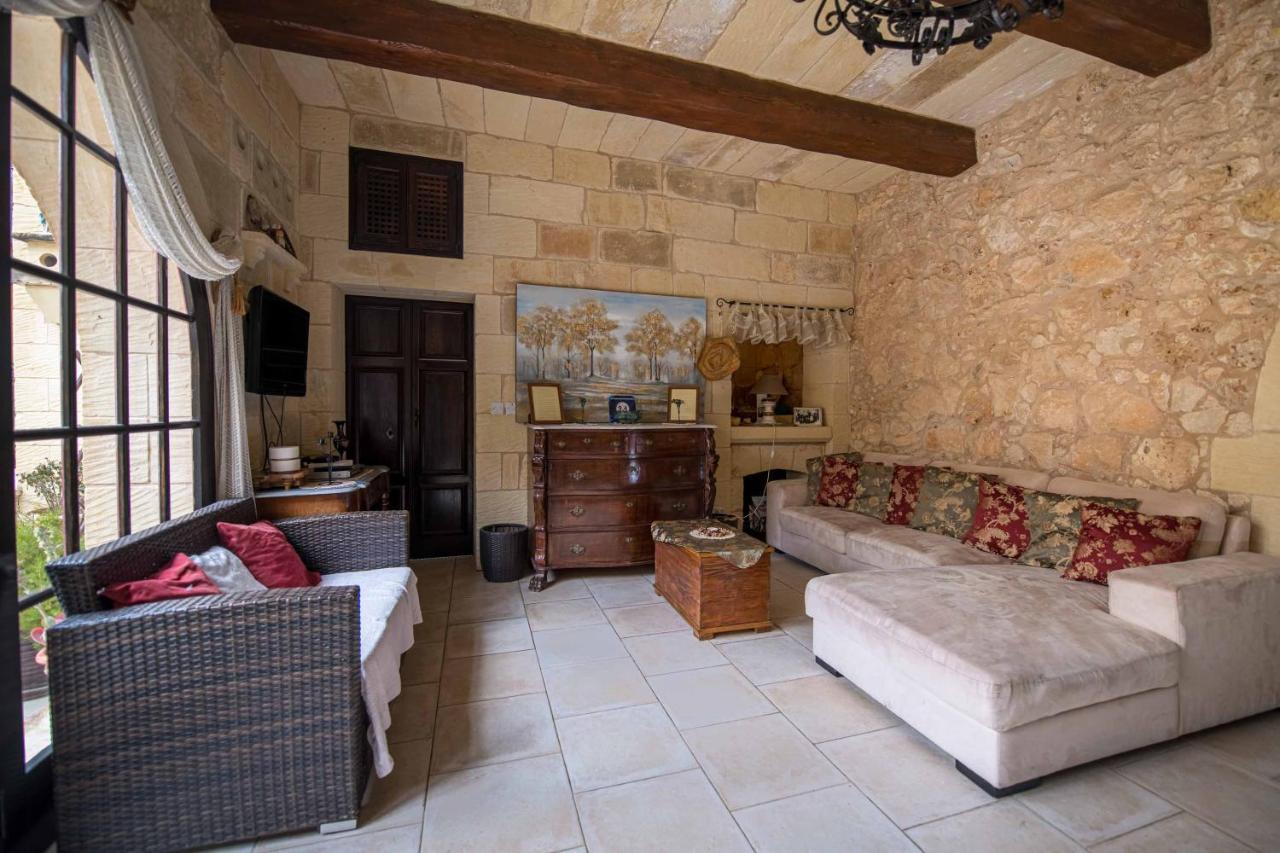 Ta' Kullarina Farmhouse With Private Pool In Island Of Gozo Villa Zebbug  Bagian luar foto