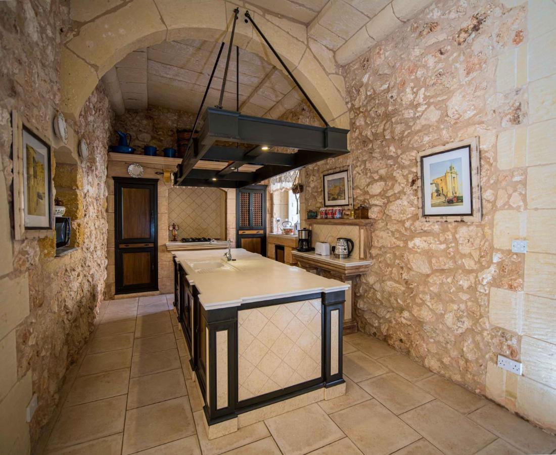 Ta' Kullarina Farmhouse With Private Pool In Island Of Gozo Villa Zebbug  Bagian luar foto