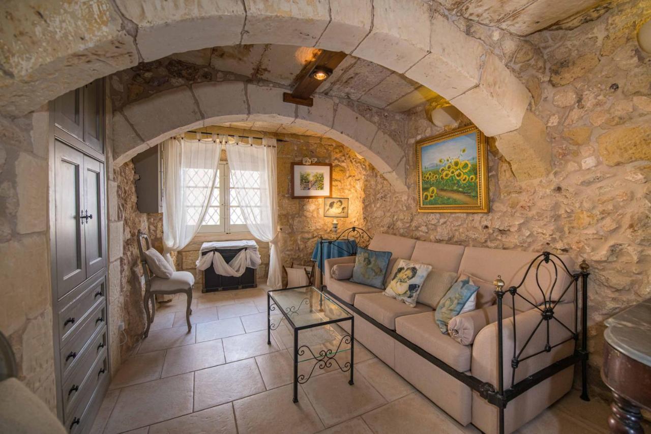 Ta' Kullarina Farmhouse With Private Pool In Island Of Gozo Villa Zebbug  Bagian luar foto